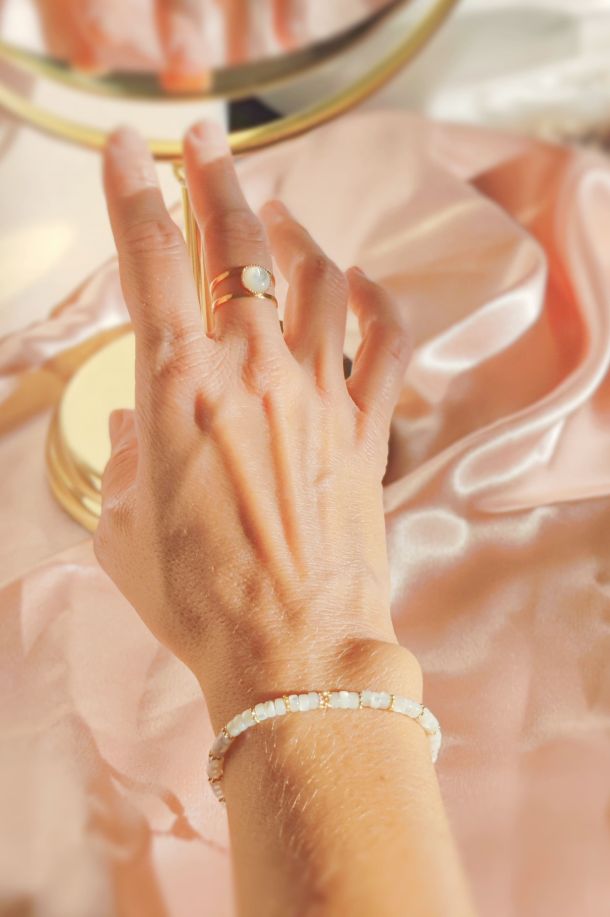 Fantaisie chic Bracelet Cyrielle et bague Coralie nacre 1 d5ca75a8